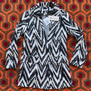 MAKE OFFER! Spanner Monochrome Zigzag Blazer Women's XS